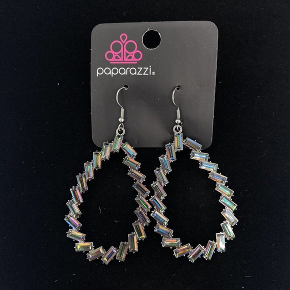 Paparazzi Fashion Jewelry Striking Resplendence Multicolor Hook Earrings - Picture 1 of 4